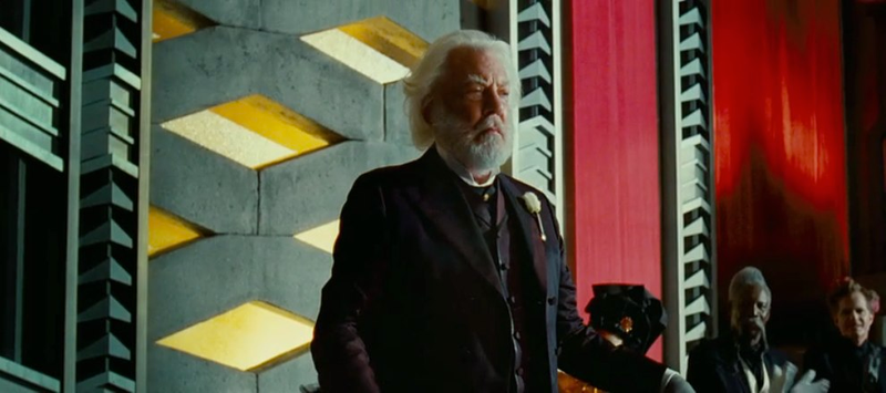 Illustration for article titled Everything You Missed in the Hunger Games Trailer: 40 Awesome Images!